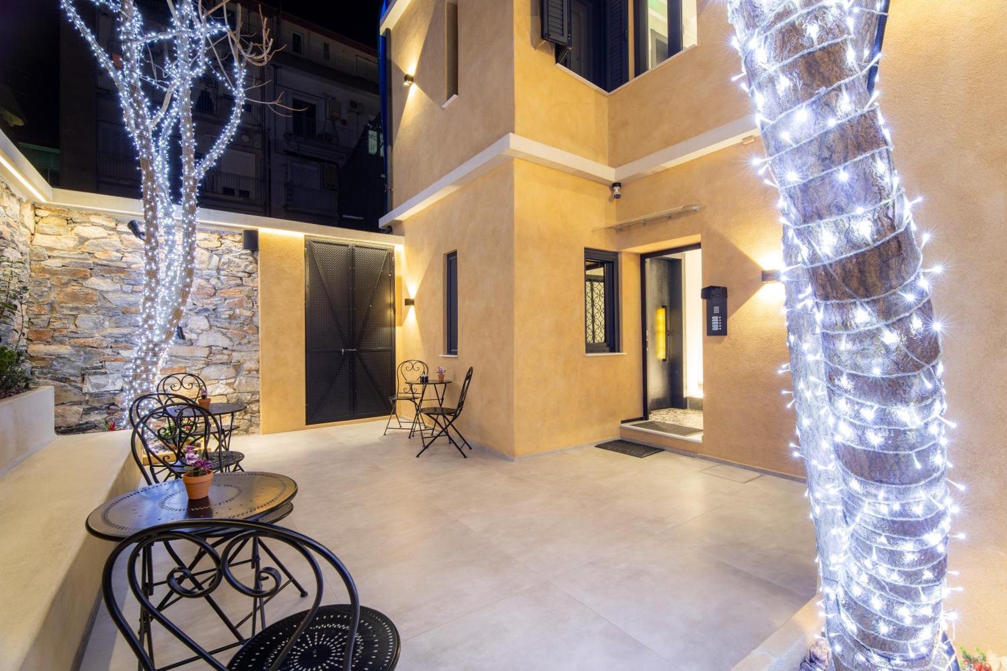 Апартаменти Luxury - Le Petit Bati Волос Екстер'єр фото